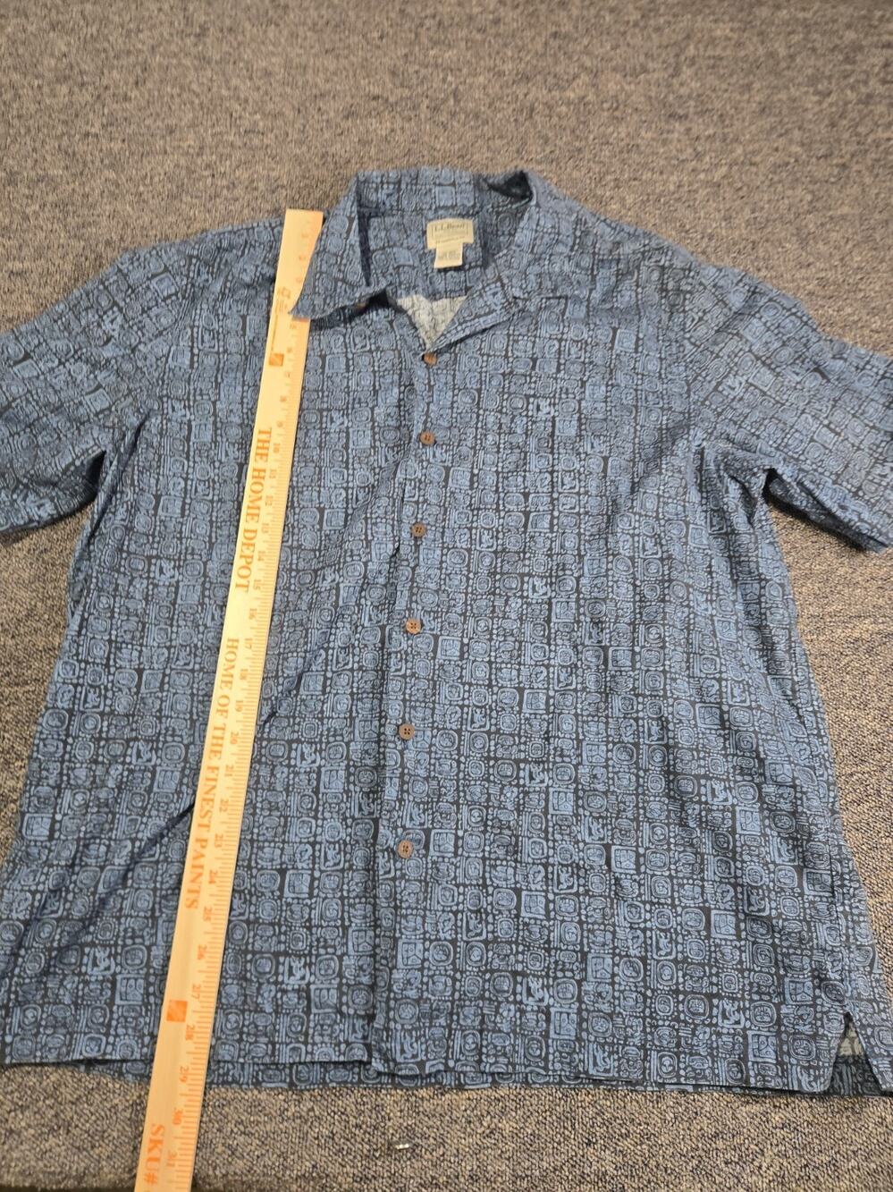 L.L.Bean Hawaiian Camp Shirt XL Blue Tribal Geometric Wooden Button Cotton